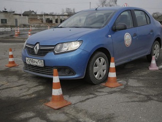 «АвтоБАН»: В Псковской области проверяют работу автошкол